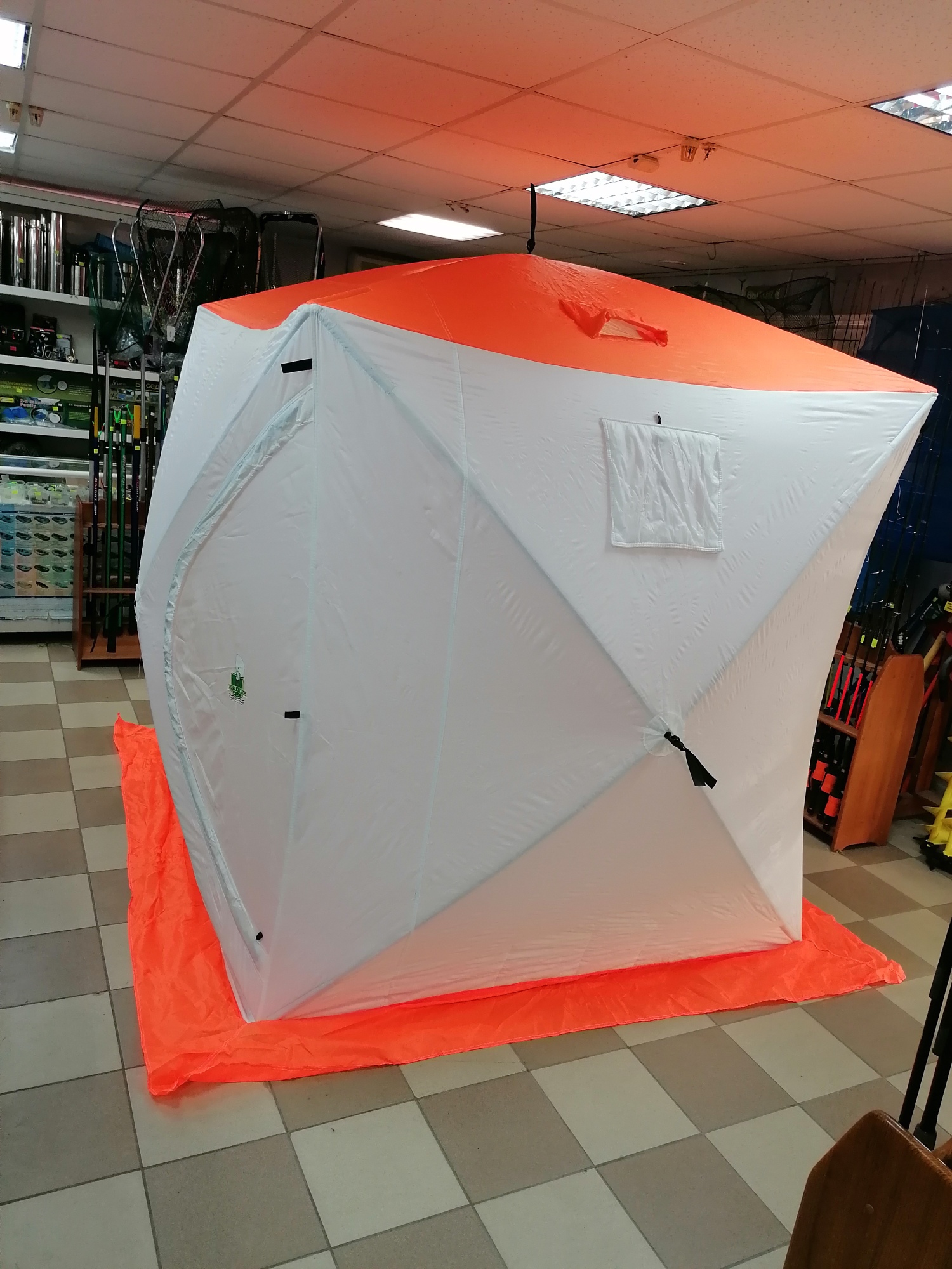 Палатка куб трехслойный 1.8м*1.8м h2м